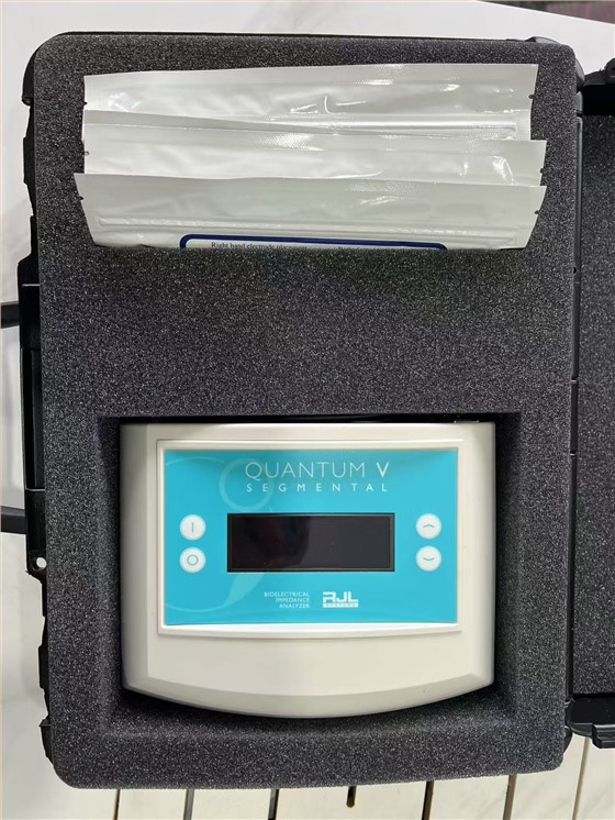 Quantum V便携式生物电阻抗分析仪 (2) Quantum V便携式生物电阻抗分析仪 (2)